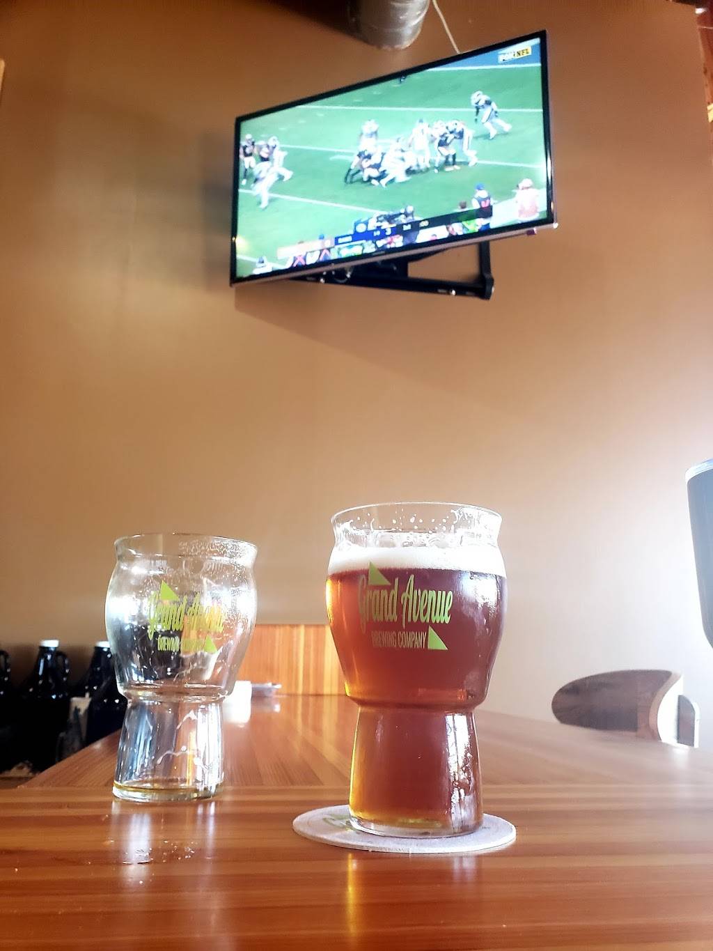 Grand Avenue Brewing Company | restaurant | 1205 W Pierce St, Phoenix, AZ 85007, USA | 6026705465 OR +1 602-670-5465