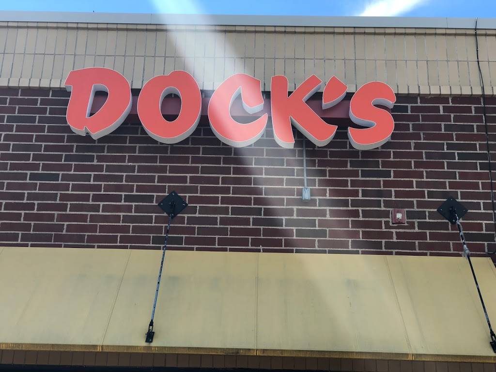 Docks | restaurant | 4011 167th St, Country Club Hills, IL 60478, USA | 7082061919 OR +1 708-206-1919