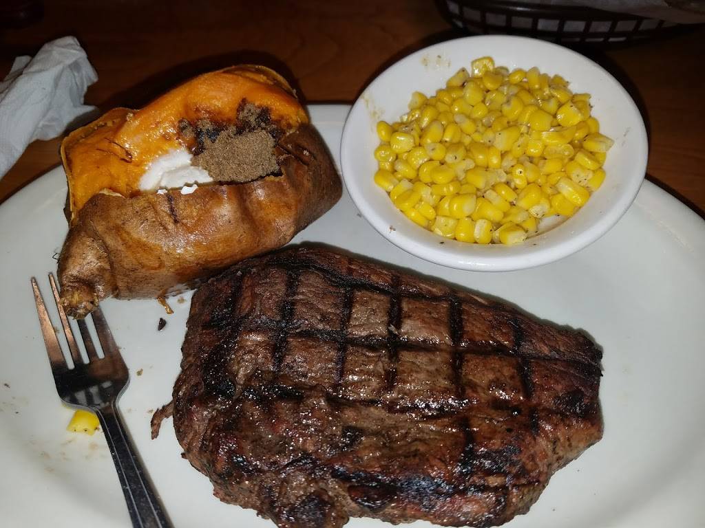 Texas Roadhouse | restaurant | 9960 Joliet Rd, Countryside, IL 60525, USA | 7084827870 OR +1 708-482-7870