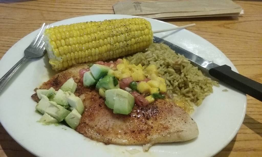 Chilis Grill & Bar | meal takeaway | 1350 Scenic Hwy N STE 1000, Snellville, GA 30078, USA | 7709824727 OR +1 770-982-4727