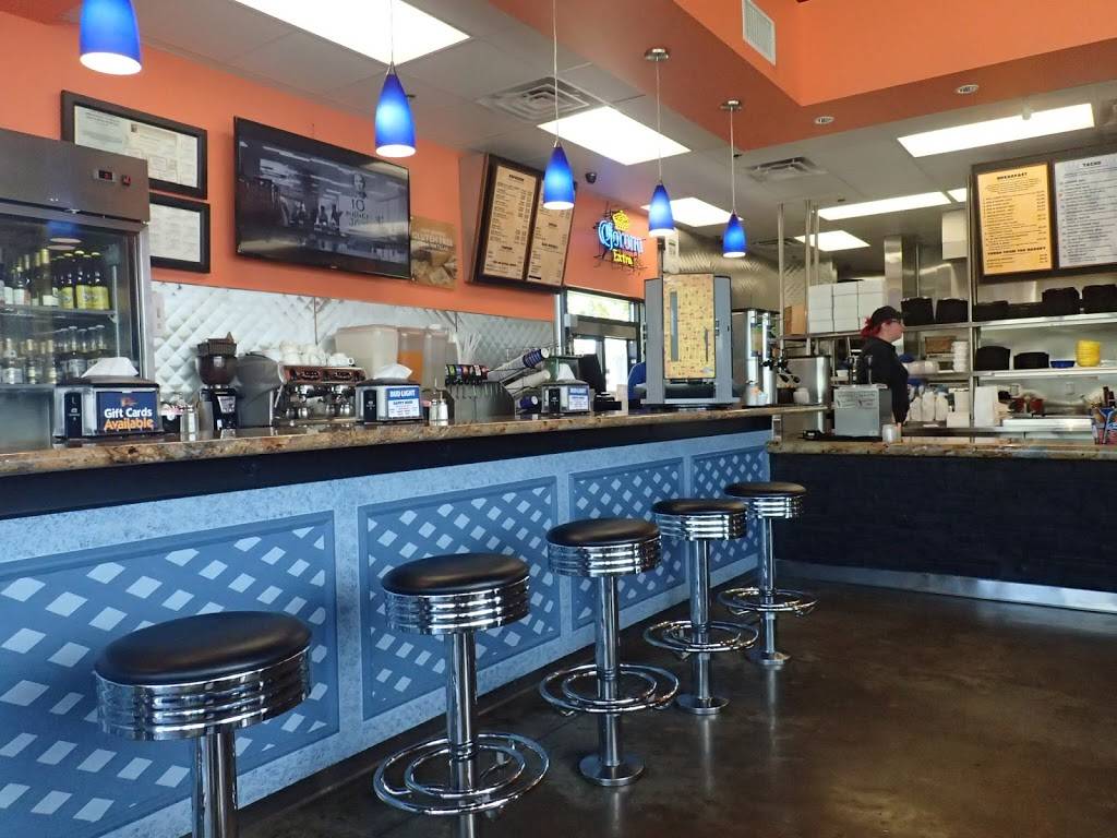 El Rey Taqueria | restaurant | 233 N Loop W, Houston, TX 77008, USA | 7138616342 OR +1 713-861-6342