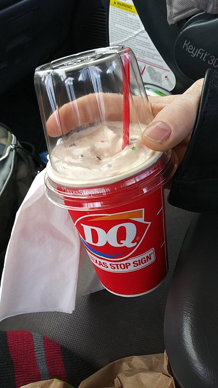 Dairy Queen Store | restaurant | 2818 N Main St, Baytown, TX 77521, USA | 2814203531 OR +1 281-420-3531
