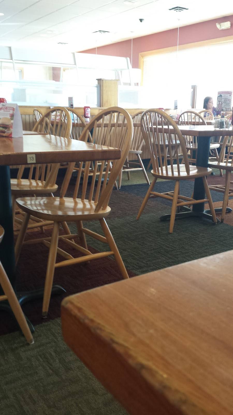 Frischs Big Boy | restaurant | 460 Clifty Dr, Madison, IN 47250, USA | 8122736524 OR +1 812-273-6524