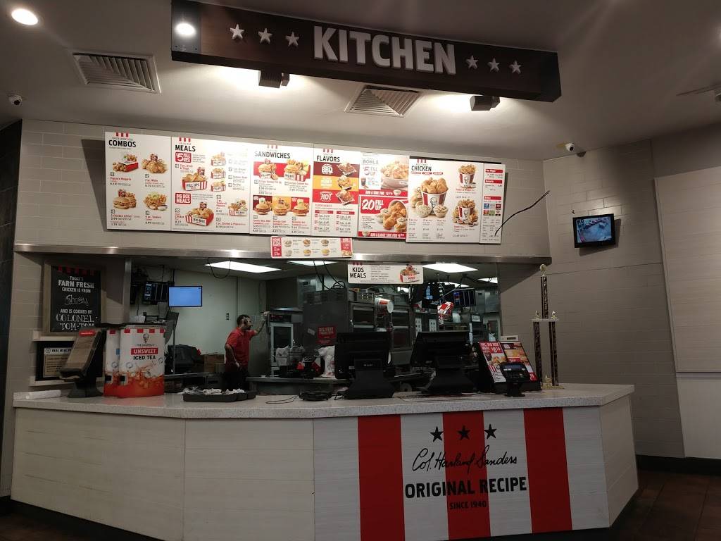 KFC | restaurant | 5607 N Lamar Blvd, Austin, TX 78751, USA | 5123236970 OR +1 512-323-6970