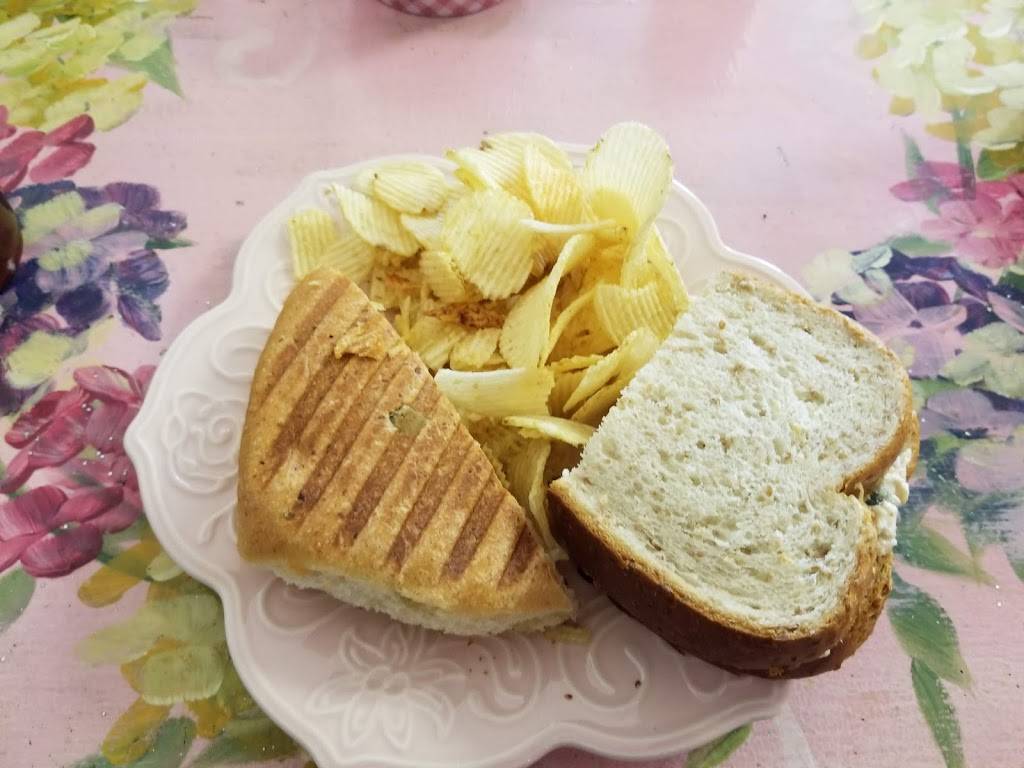 Mustard Seed Tea Room | restaurant | 2224 N Alexander Dr, Baytown, TX 77520, USA | 2814227100 OR +1 281-422-7100