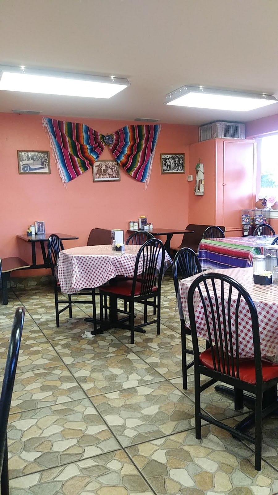 Taqueria Romaga | restaurant | 5814 S Cage Blvd, Pharr, TX 78577, USA | 9569614217 OR +1 956-961-4217