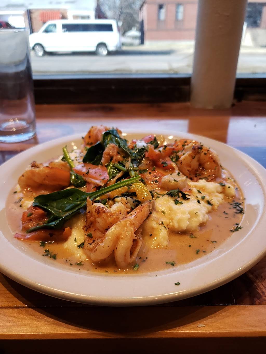 Oasis grill | restaurant | 8736 Goodfellow Blvd, St. Louis, MO 63147, USA | 3143957901 OR +1 314-395-7901