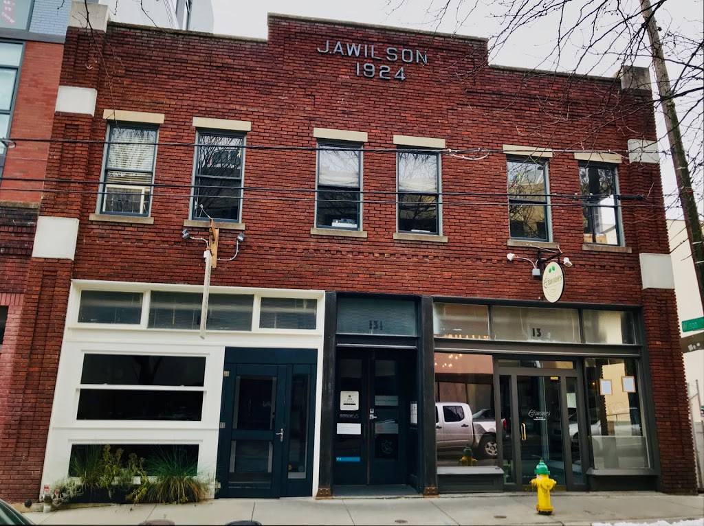 Limones Restaurant | restaurant | 15 Eagle St, Asheville, NC 28801, USA | 8282522327 OR +1 828-252-2327