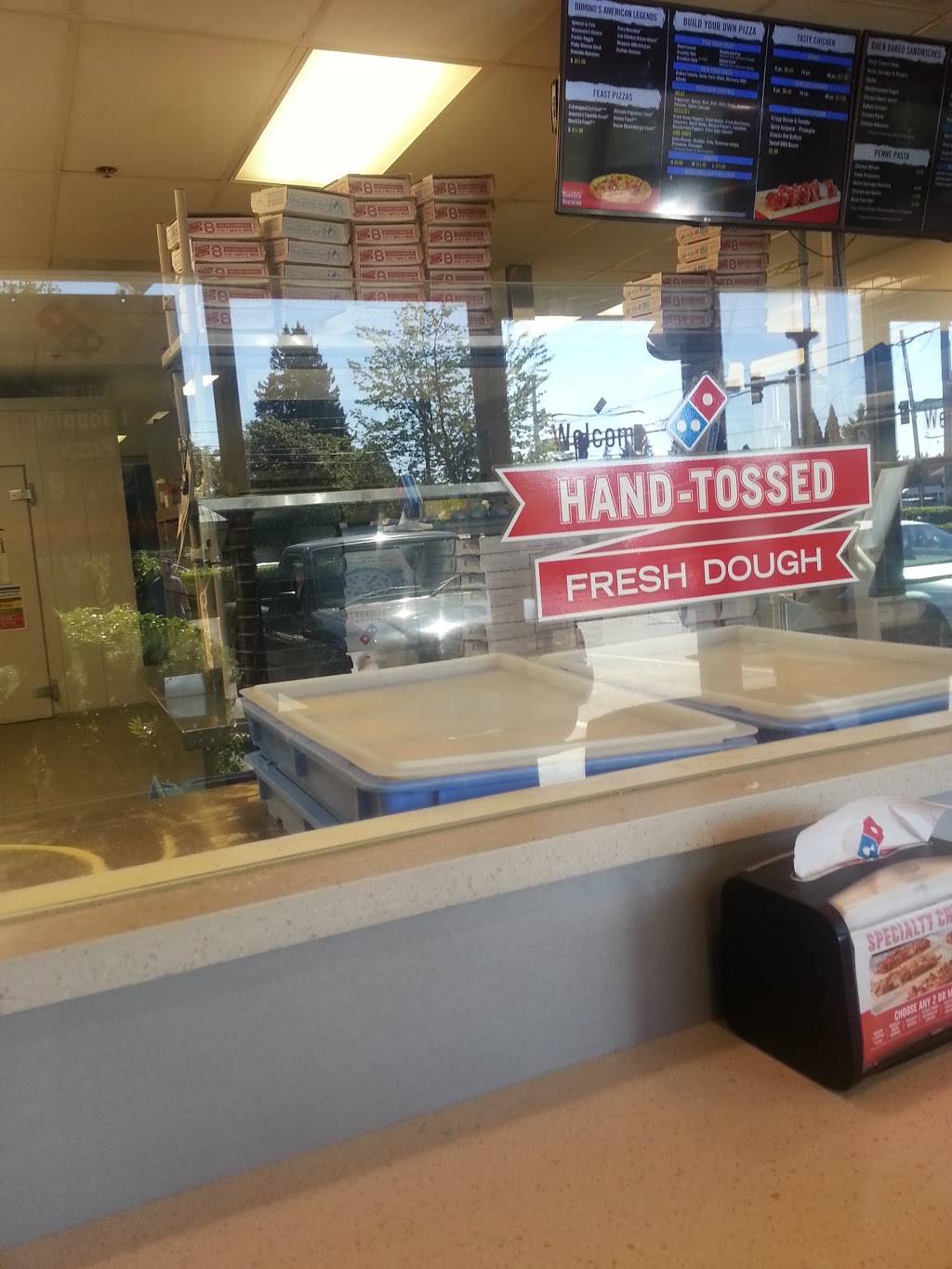 Dominos Pizza | meal delivery | 10586 SE 32nd Ave, Milwaukie, OR 97222, USA | 5036595585 OR +1 503-659-5585