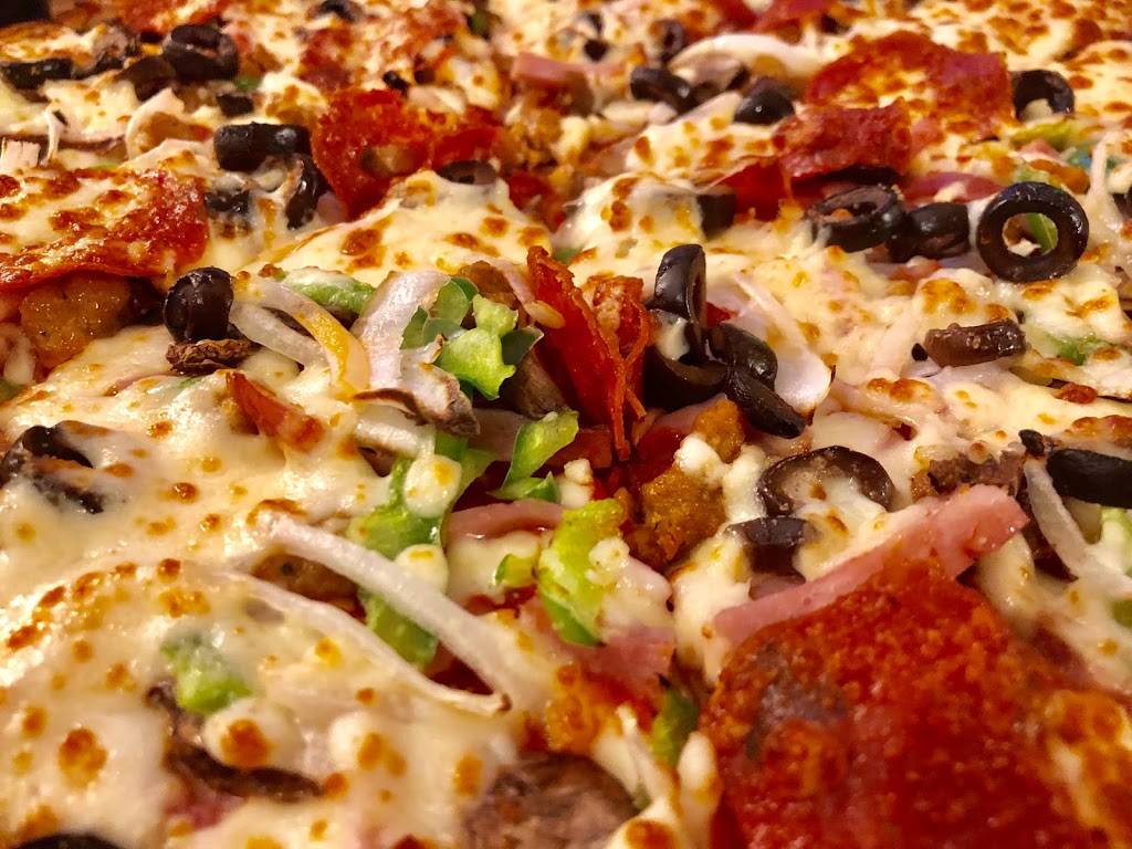 Papa Johns Pizza | restaurant | 875 Main St W, Hamilton, ON L8S 4P9, Canada | 9055210023 OR +1 905-521-0023