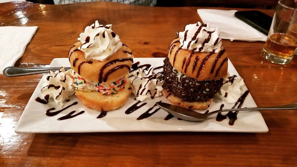 Burgerology Huntington | restaurant | 308 Main St, Huntington, NY 11743, USA | 6319232441 OR +1 631-923-2441