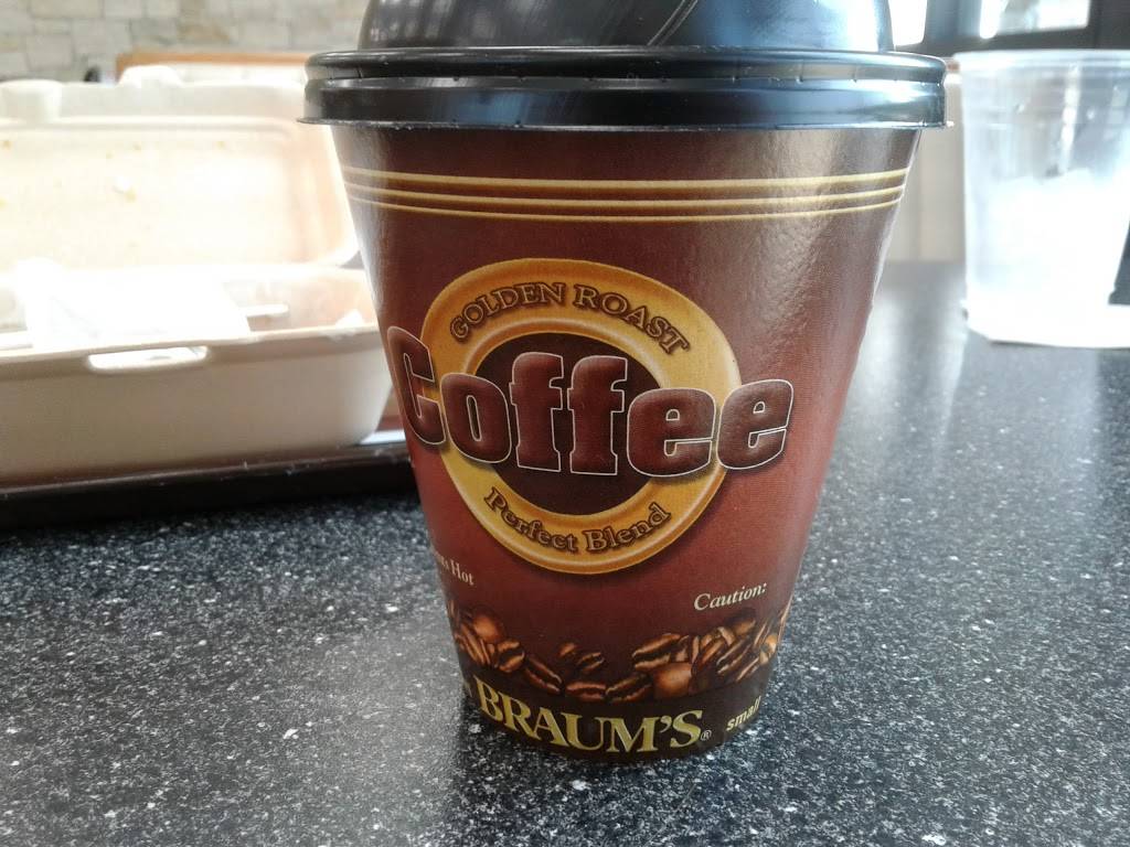 Braums Ice Cream & Burger Restaurant | restaurant | 1928 S Santa Fe Ave, Moore, OK 73160, USA | 4052371032 OR +1 405-237-1032