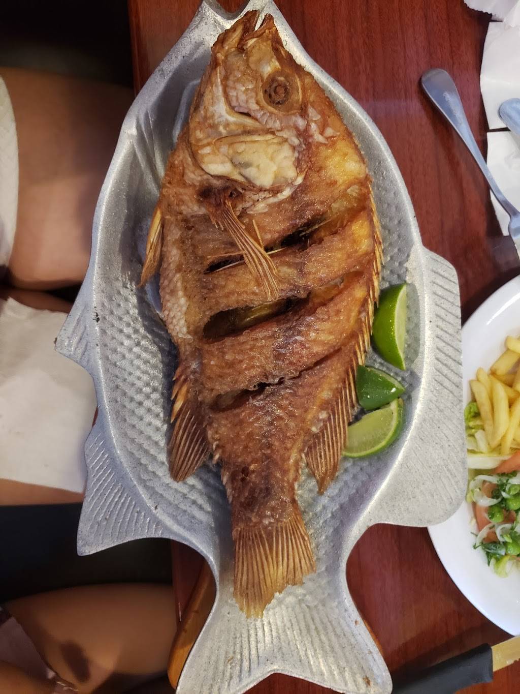 Ruta 75 | restaurant | 8200 W 33rd Ave, Hialeah, FL 33018, USA | 7863324419 OR +1 786-332-4419