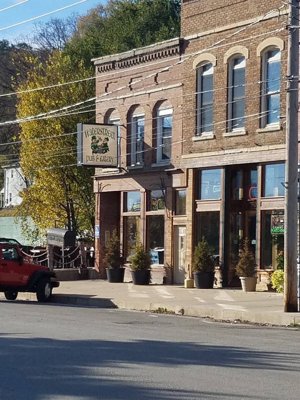 Waterstreet Pub | restaurant | 1525 Water St, Peru, IL 61354, USA | 8152230400 OR +1 815-223-0400