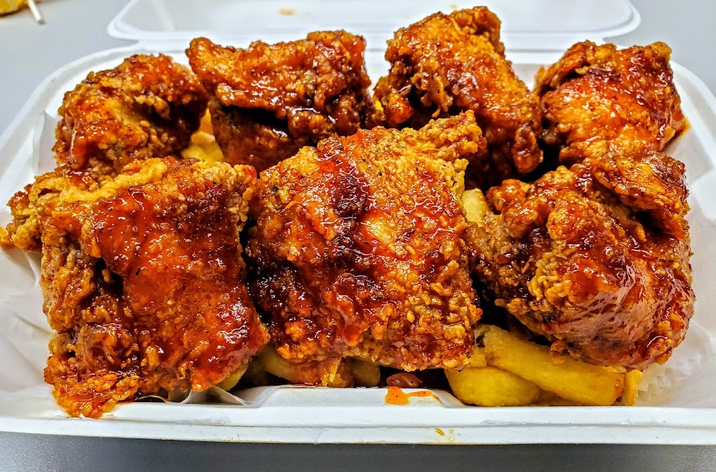 CHICK n BUNS | restaurant | 185 greenwich St Unit LL2465, New York, NY 10007, USA | 3157156369 OR +1 315-715-6369