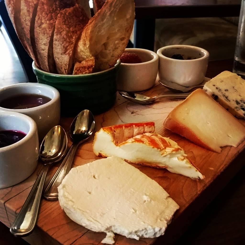 Tria Cafe Rittenhouse | restaurant | 123 S 18th St, Philadelphia, PA 19103, USA | 2159728742 OR +1 215-972-8742