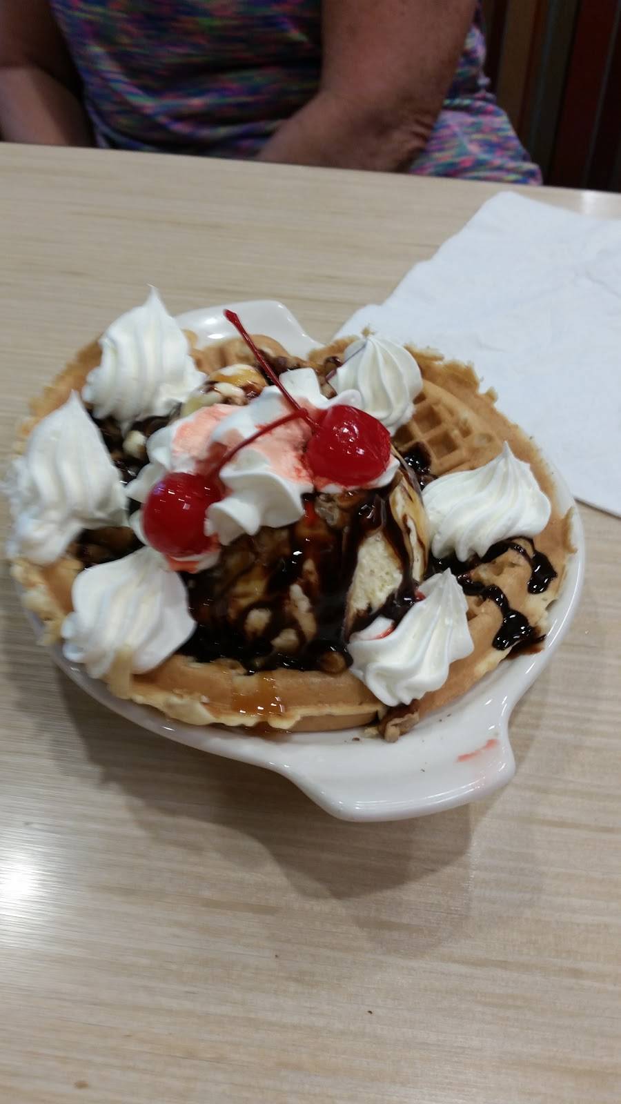 Huddle House | restaurant | NW 556, SC-72 Business, Greenwood, SC 29649, USA | 8642270800 OR +1 864-227-0800