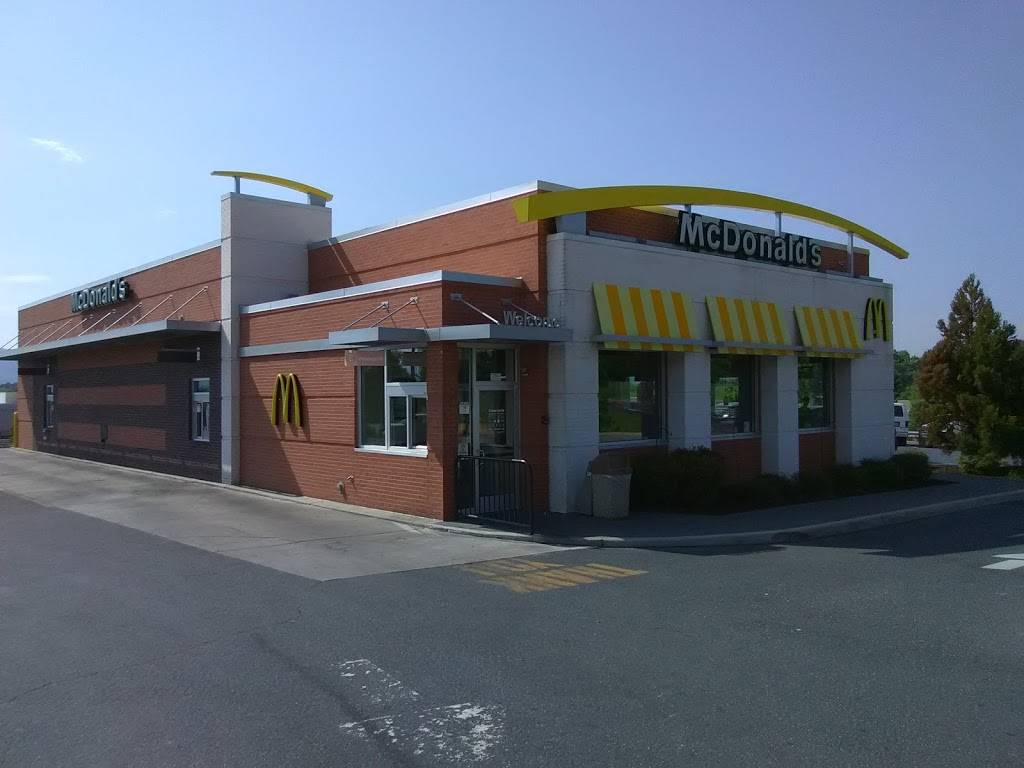 McDonalds | cafe | 720 Town Center Dr, Waynesboro, VA 22980, USA | 5409438525 OR +1 540-943-8525