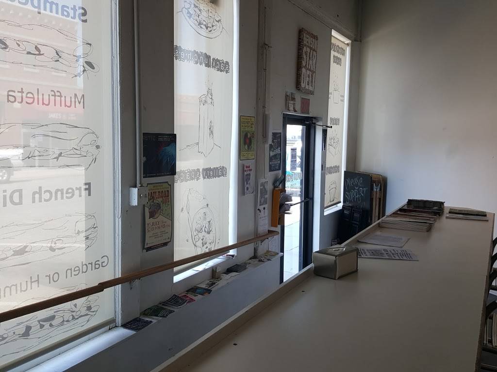 Star Deli | restaurant | 6114 Military Ave, Omaha, NE 68104, USA | 4028808481 OR +1 402-880-8481