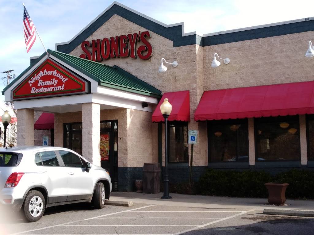 Shoneys Franklin | restaurant | 1000 Georgia Rd, Franklin, NC 28734, USA | 8283490290 OR +1 828-349-0290