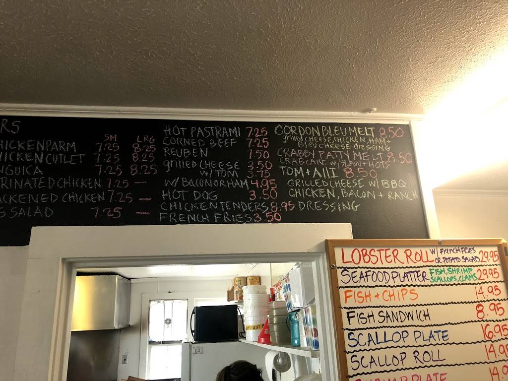 Picnic Box | restaurant | Mashpee, Rotary Circle, Mashpee, MA 02649, USA | 5085390303 OR +1 508-539-0303