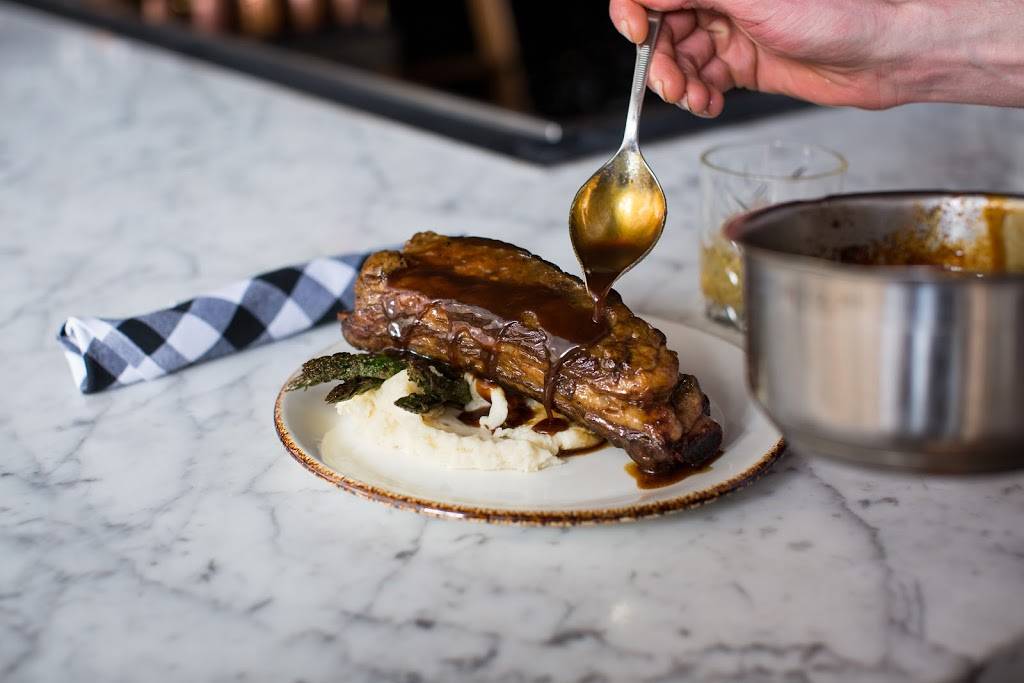 Elm Street Cask & Kitchen | restaurant | 1525 Elm St, Dallas, TX 75201, USA | 9722321728 OR +1 972-232-1728