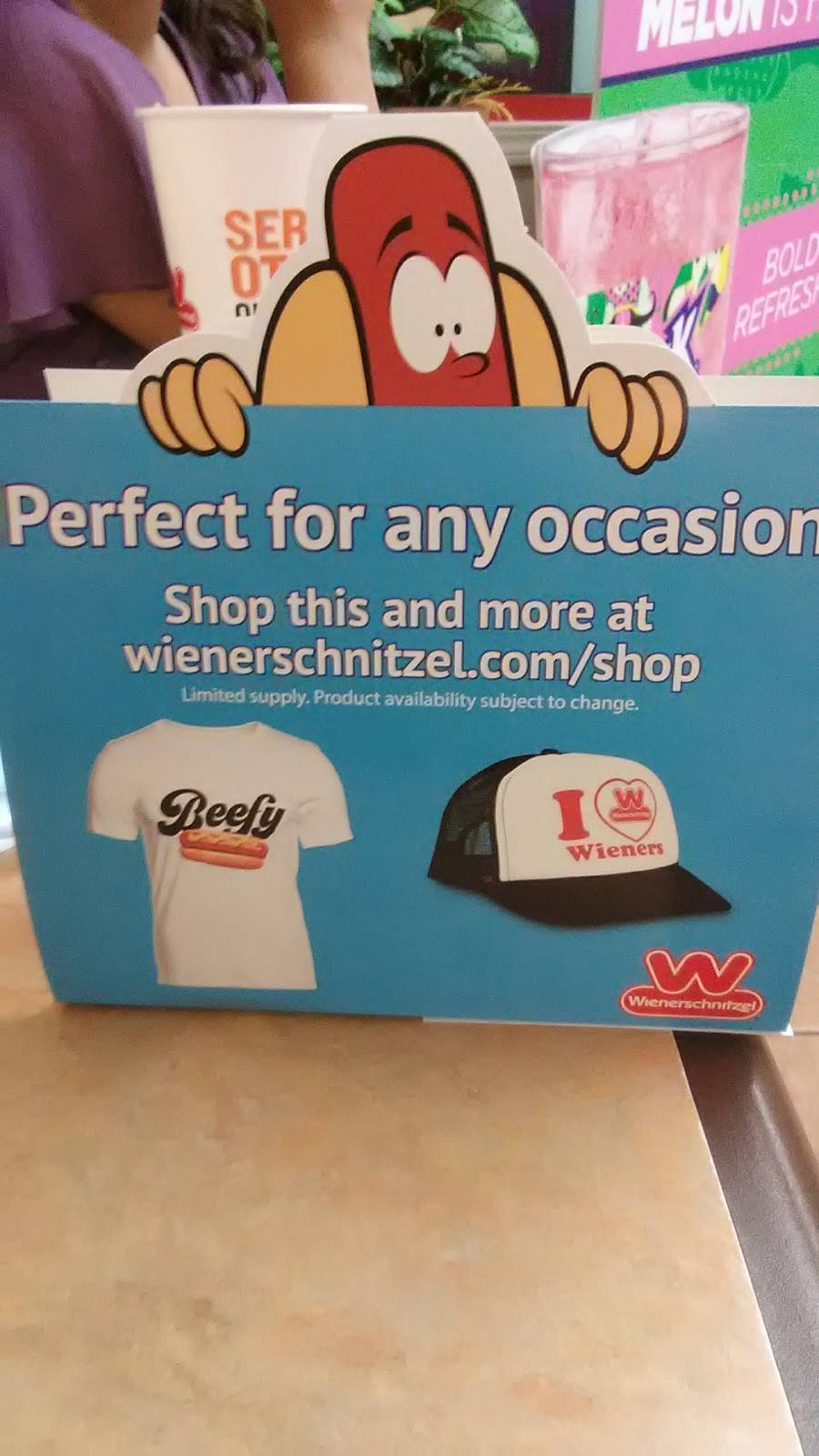 Wienerschnitzel | restaurant | 42092 Washington St, Bermuda Dunes, CA 92201, USA | 7602004467 OR +1 760-200-4467