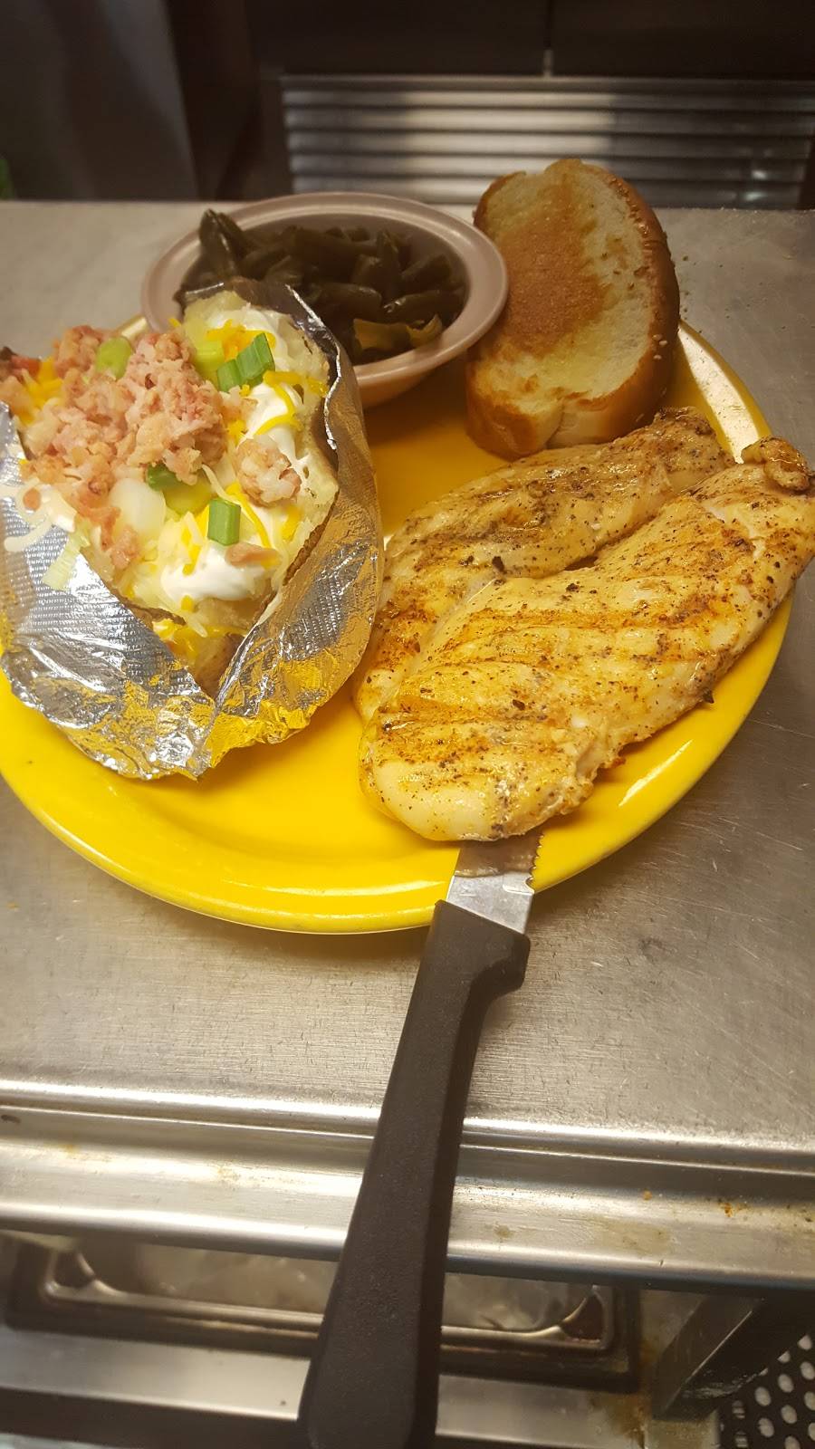 Country Cottage | restaurant | 1083 Hazel St, Arcadia, LA 71001, USA | 3182633212 OR +1 318-263-3212