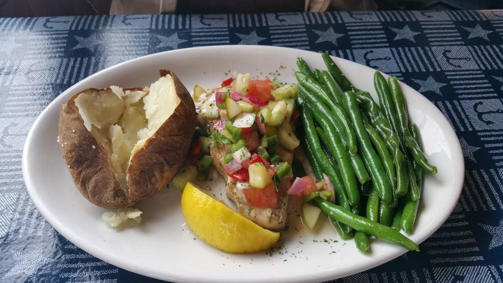 Billys Chowder House | restaurant | 216 Mile Rd, Wells, ME 04090, USA | 2076467558 OR +1 207-646-7558