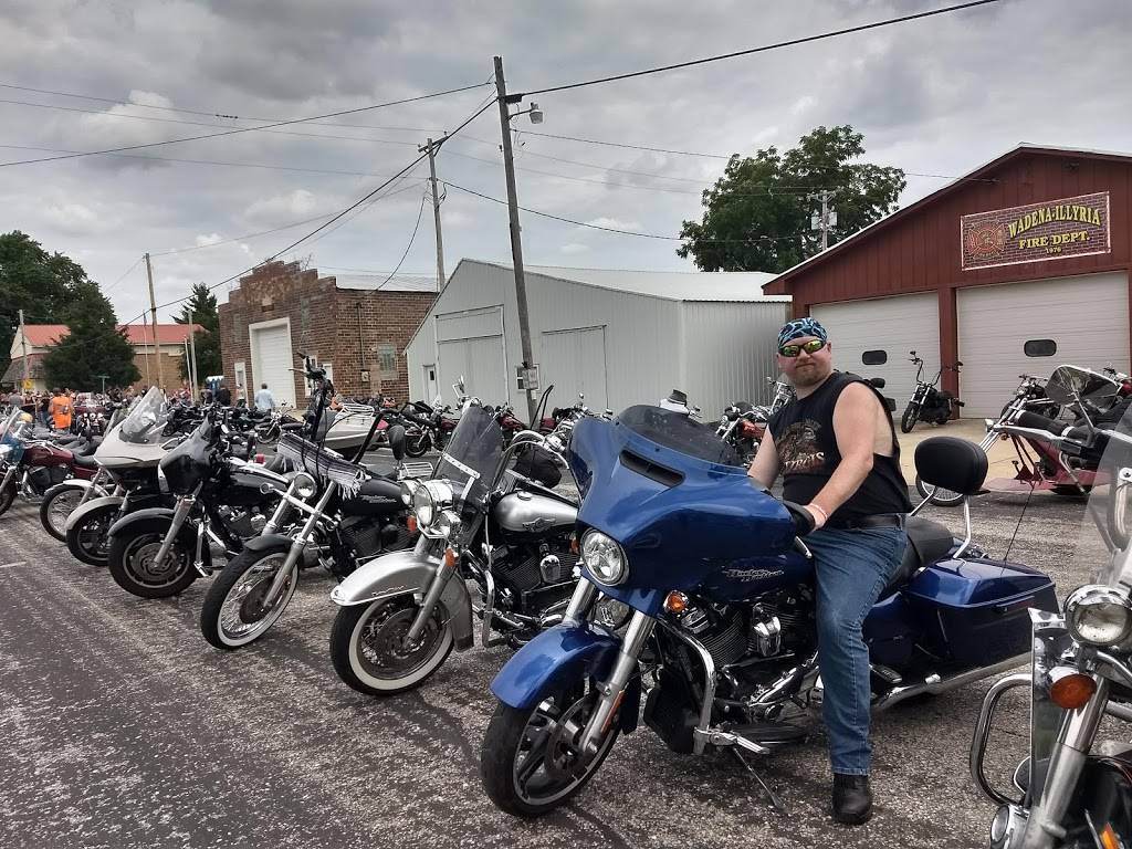 Barneys | restaurant | 201 N Mill St, Wadena, IA 52169, USA | 5637742525 OR +1 563-774-2525