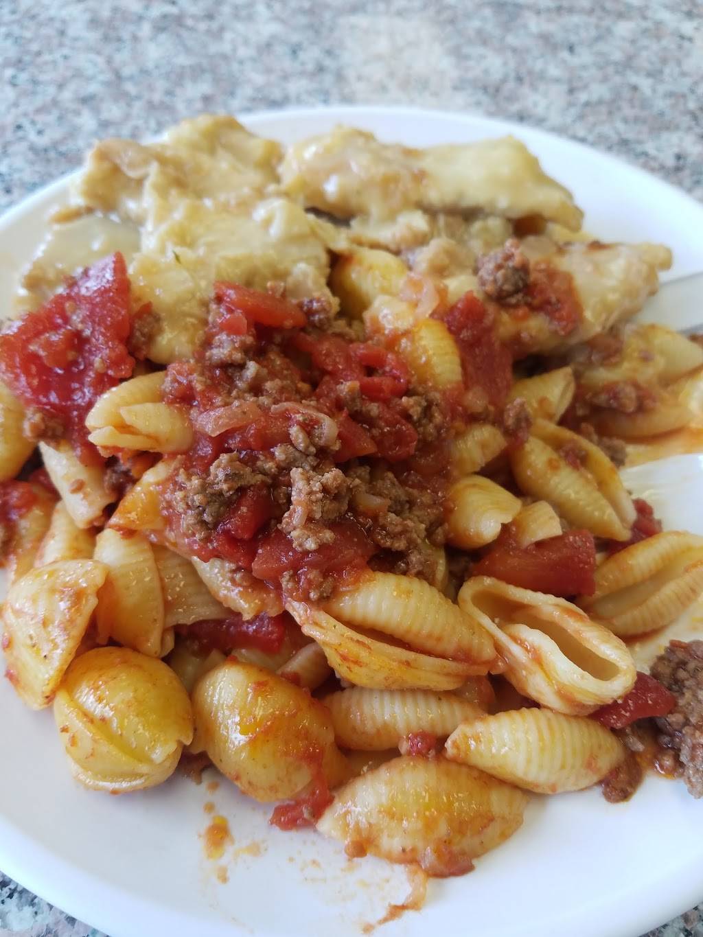 Tommys Deli & Cafe | meal takeaway | 586 N Broadway, White Plains, NY 10603, USA | 9148313396 OR +1 914-831-3396