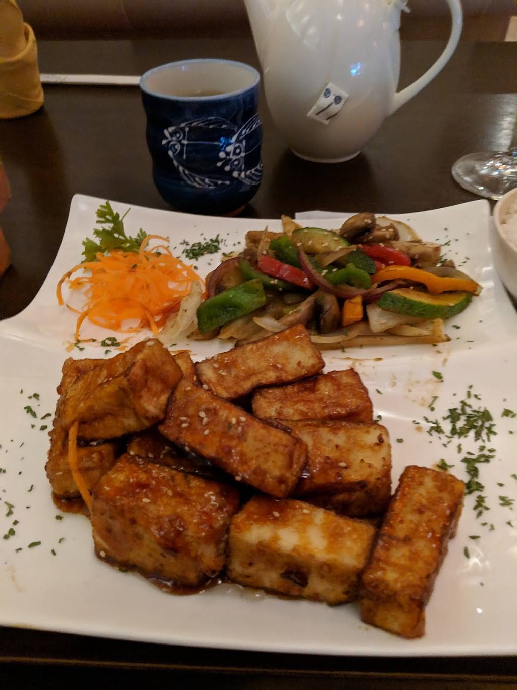 Hayashi Sushi & Grill | restaurant | 11820 Merchants Walk, Newport News, VA 23606, USA | 7572235783 OR +1 757-223-5783