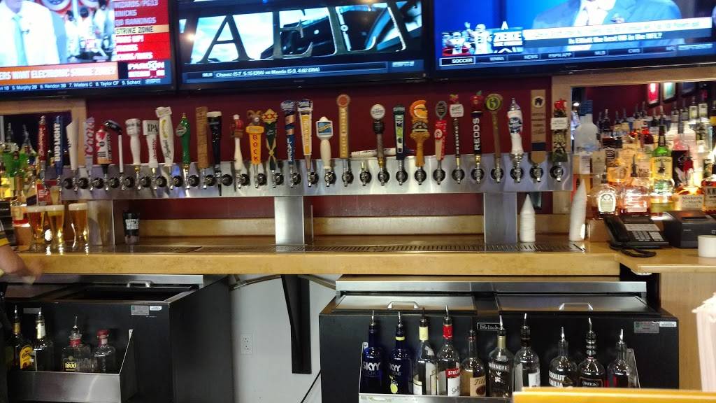 Buffalo Wild Wings | restaurant | 111 Jett Boulevard, Frankfort, KY 40601, USA | 5026950104 OR +1 502-695-0104