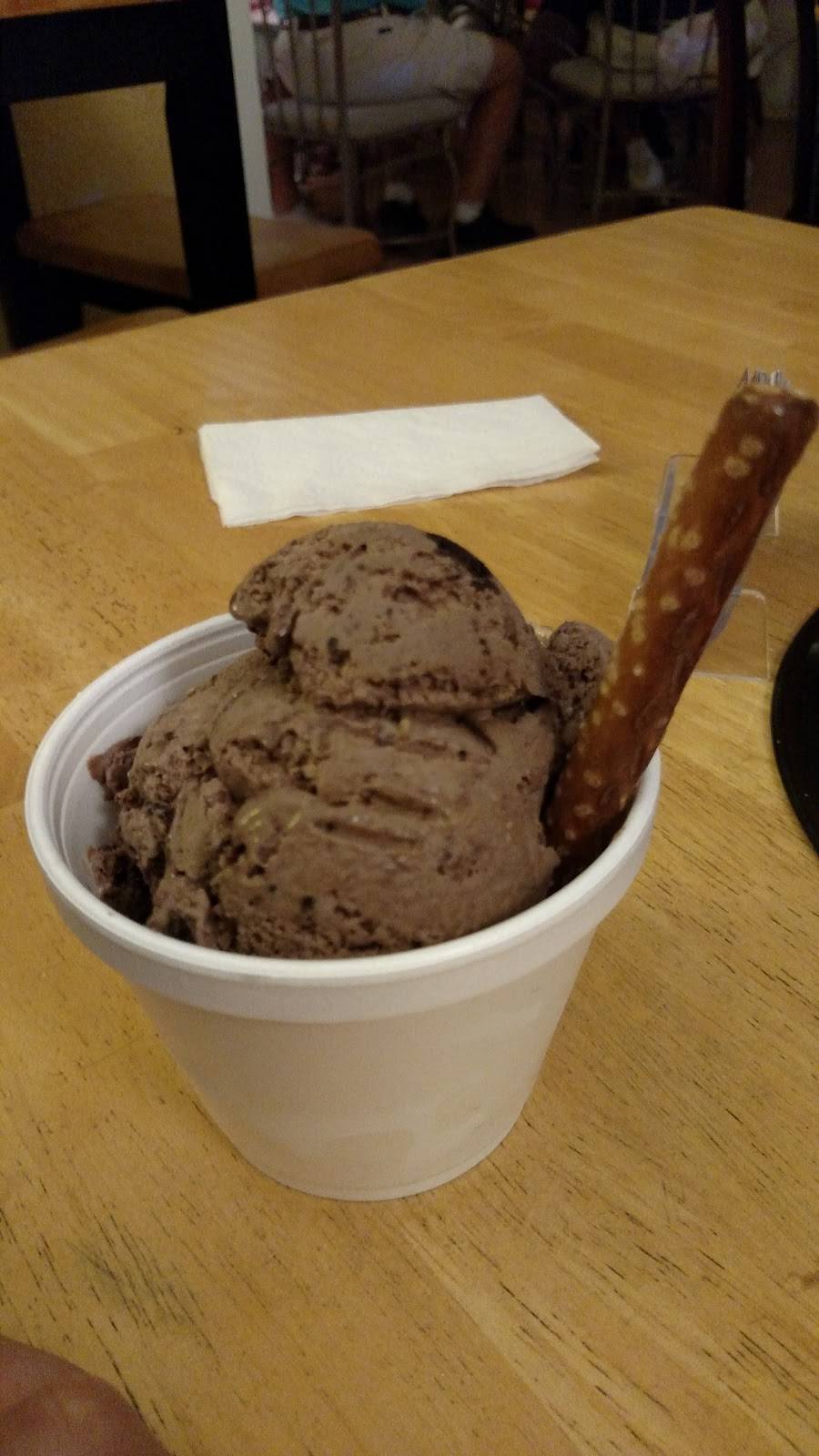 Mystic Ice Cream Cafe | restaurant | (Route 466A), 1217 W Miller St, Fruitland Park, FL 34731, USA | 3528010411 OR +1 352-801-0411