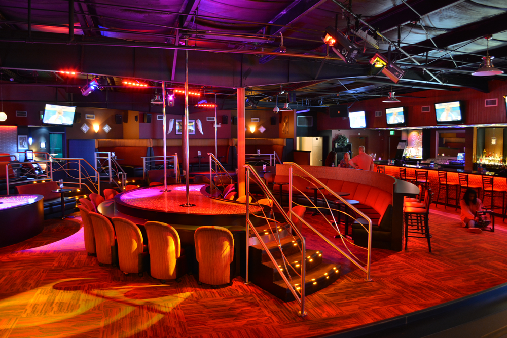 Club 390 | night club | 390 E Joe Orr Rd, Chicago Heights, IL 60411, USA | 7087582582 OR +1 708-758-2582