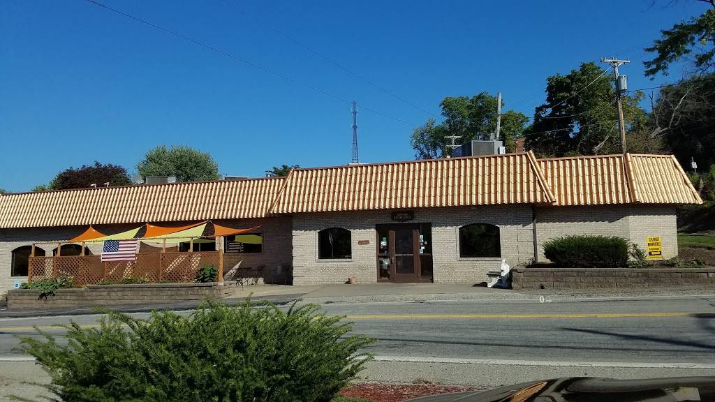 Rivertowne Pour House | restaurant | 312 Center Rd, Monroeville, PA 15146, USA | 4123728199 OR +1 412-372-8199