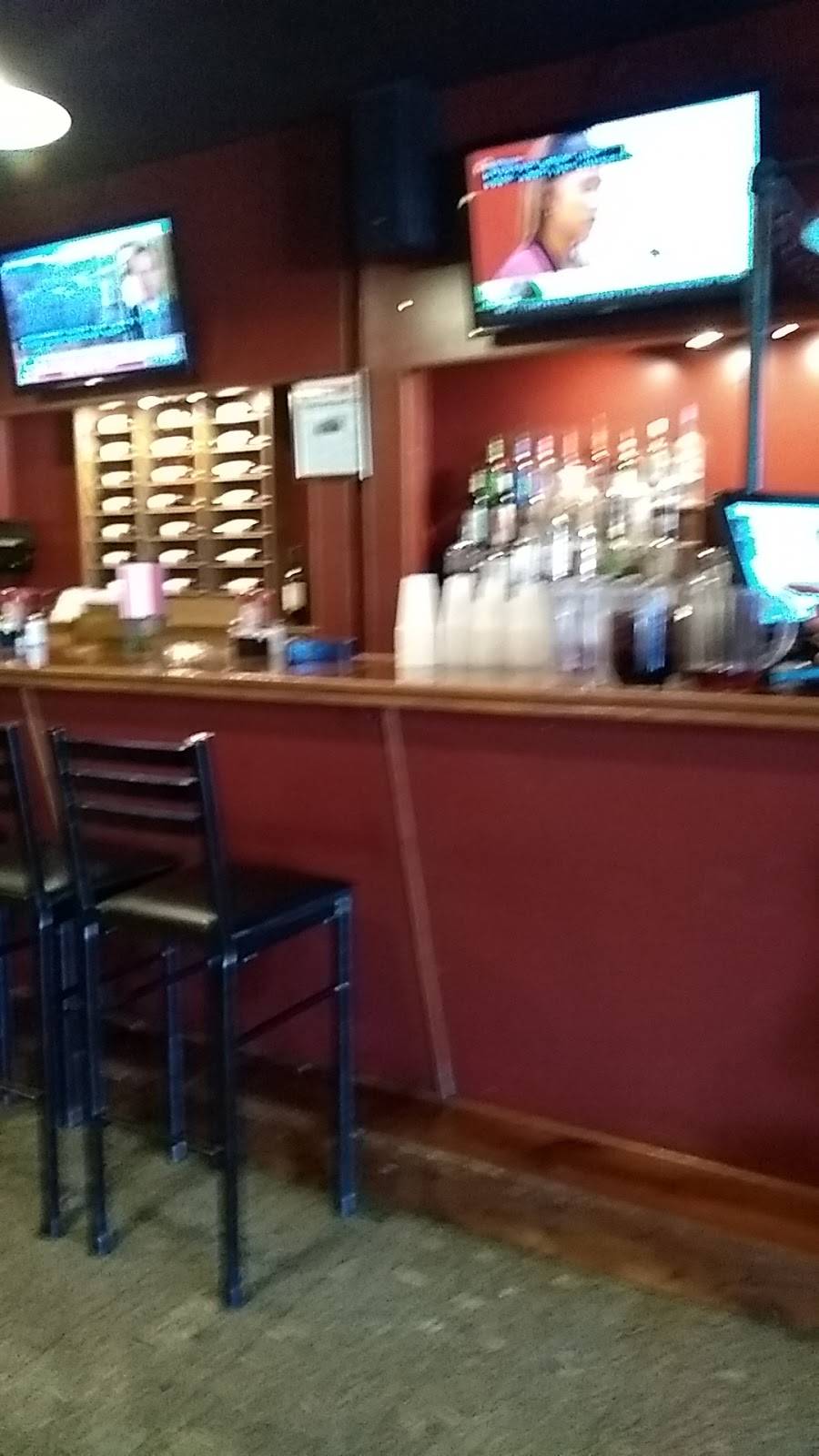 Waterfront Bar & Grill | restaurant | 404 Greenbelt Dr, Maryville, TN 37804, USA | 8656811212 OR +1 865-681-1212