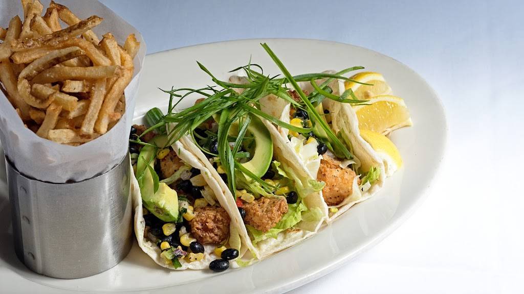 The Clubhouse Oak Brook | restaurant | 298 Oakbrook Center, Oak Brook, IL 60523, USA | 6304720600 OR +1 630-472-0600