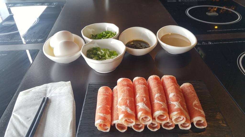 Legend Pot | restaurant | 7030 Warden Ave D3, Markham, ON L3R 5Y2, Canada | 9059468899 OR +1 905-946-8899