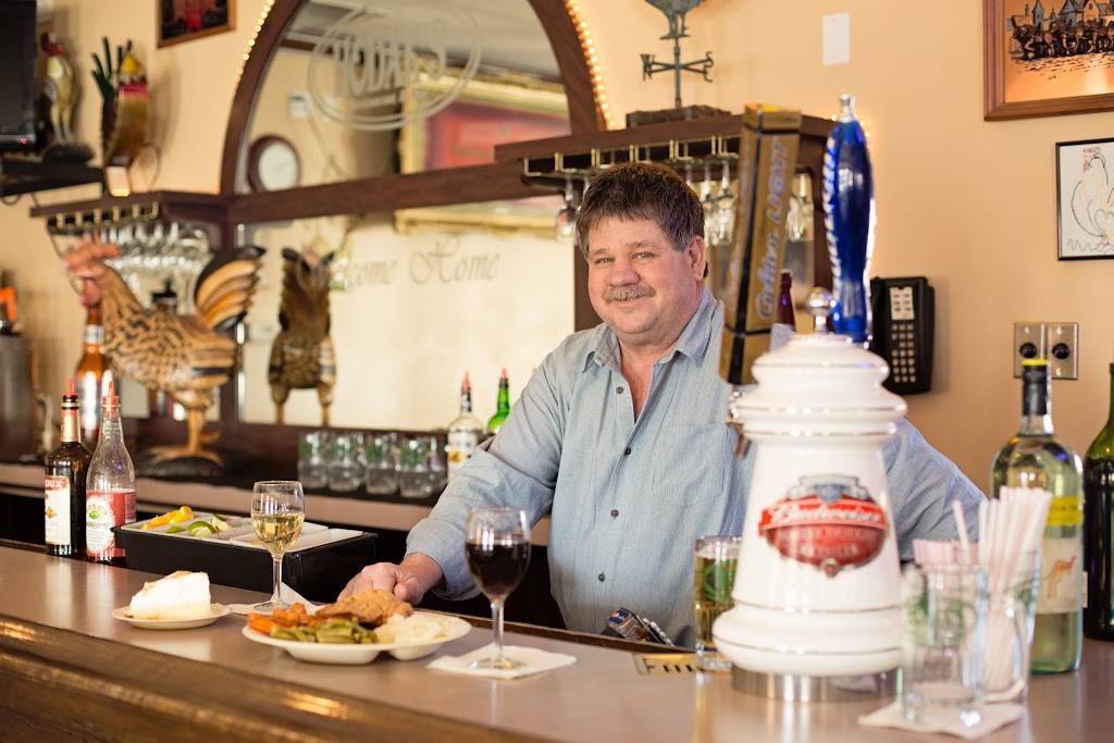 Hodaks Restaurant & Bar | restaurant | 2100 Gravois Ave, St. Louis, MO 63104, USA | 3147767292 OR +1 314-776-7292