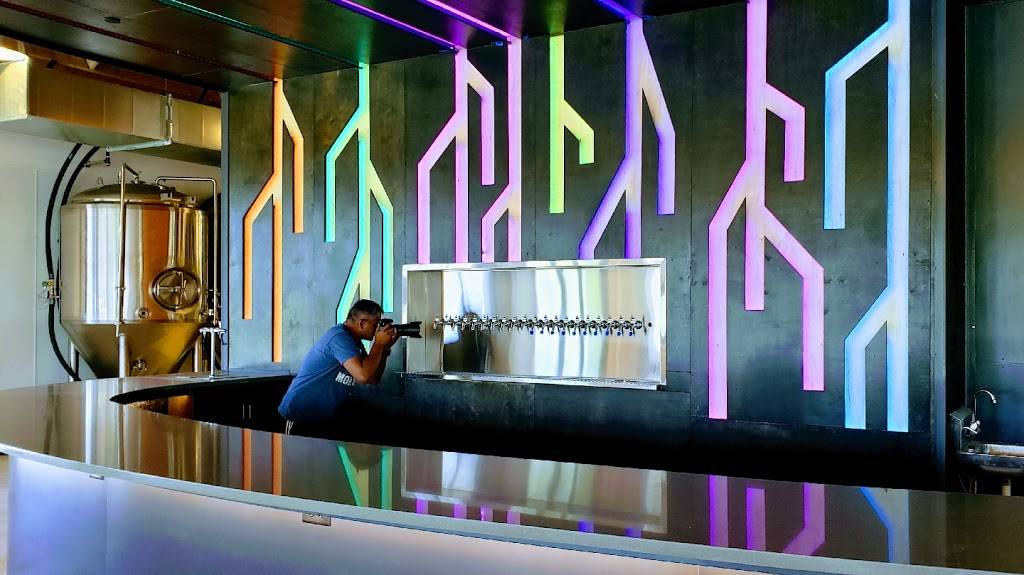 Raices Brewing Company | restaurant | 2060 W Colfax Ave, Denver, CO 80204, USA | 7202952437 OR +1 720-295-2437