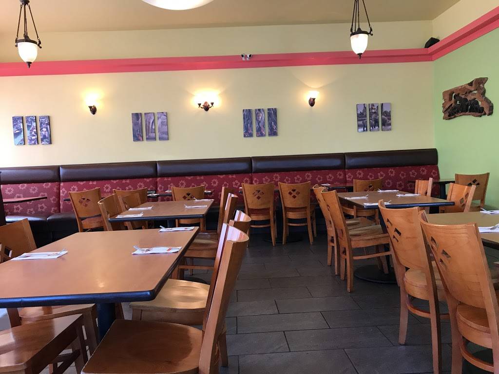 Pac Thai | restaurant | 1923 Pacific Ave, Forest Grove, OR 97116, USA | 5039921800 OR +1 503-992-1800