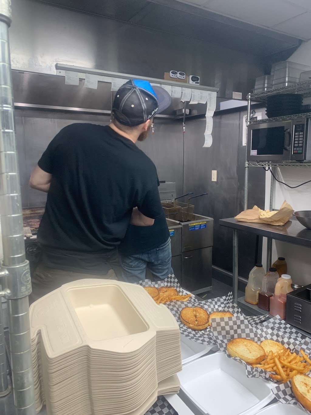 Wilmont Saloon No 7 | restaurant | 402 4th Ave, Wilmont, MN 56185, USA | 5079266018 OR +1 507-926-6018