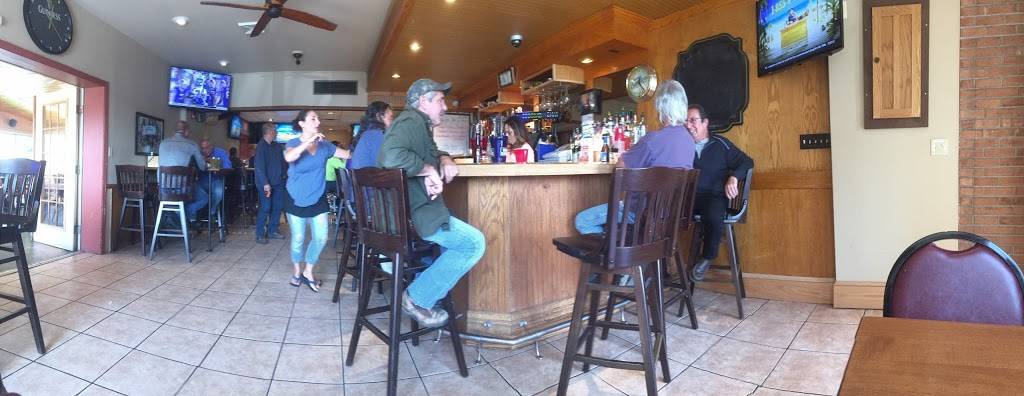 DeMatteos Restaurant | restaurant | 705 E Dominick St, Rome, NY 13440, USA | 3153369892 OR +1 315-336-9892