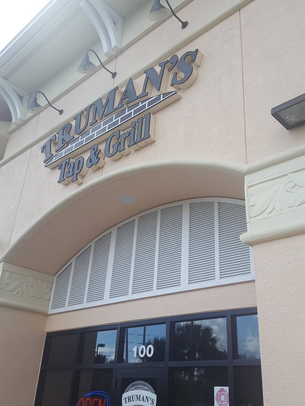 Trumans Tap & Grill | restaurant | 11161 E State Rd 70 #100, Lakewood Ranch, FL 34202, USA | 9417551800 OR +1 941-755-1800