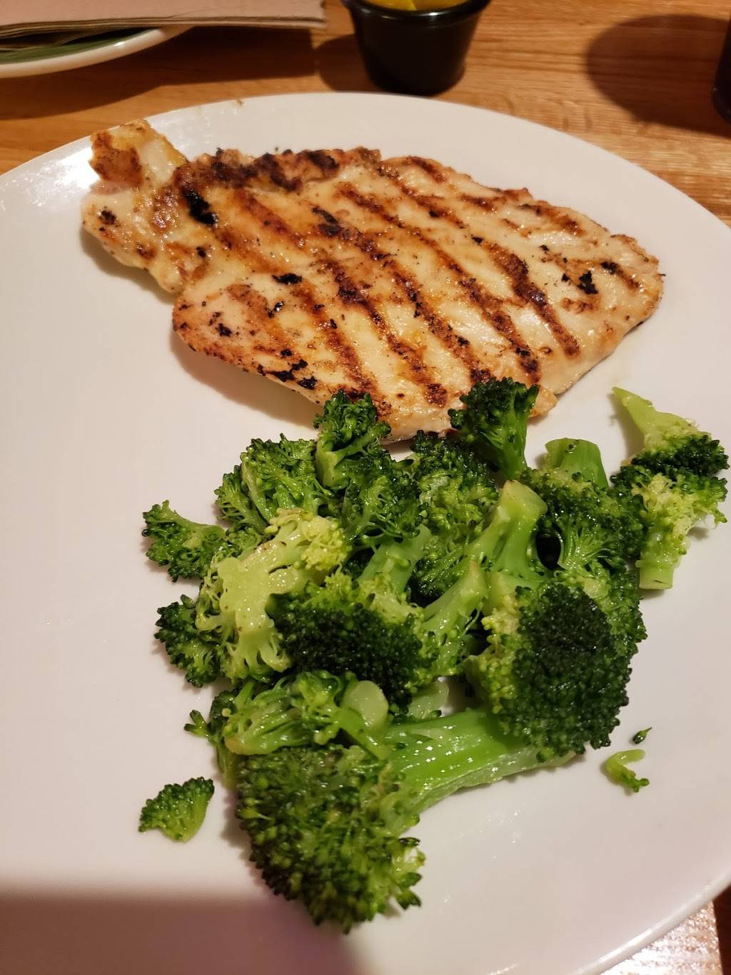 Applebees Grill + Bar | restaurant | 10823 Hull Street Rd, Midlothian, VA 23112, USA | 8042763855 OR +1 804-276-3855