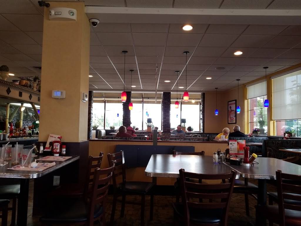 Big Boy | restaurant | 11432 S Saginaw St, Grand Blanc, MI 48439, USA | 8106946617 OR +1 810-694-6617