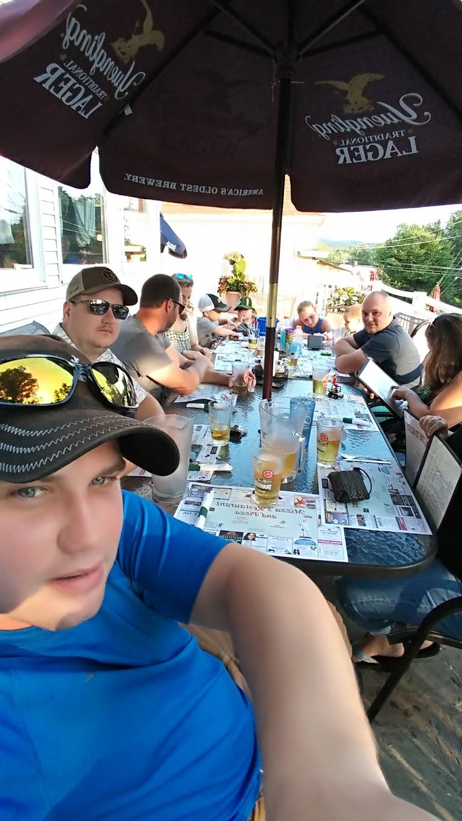 Mizzas | restaurant | 6 Ethan Allen St, Lakeville, CT 06039, USA | 8604356266 OR +1 860-435-6266