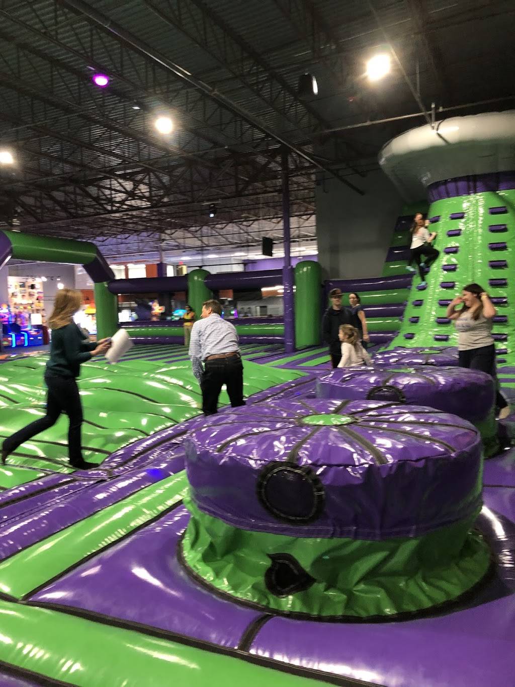 XtremeCraze - Londonderry | restaurant | 4 Orchard View Dr Unit 10, Londonderry, NH 03053, USA | 6034046064 OR +1 603-404-6064