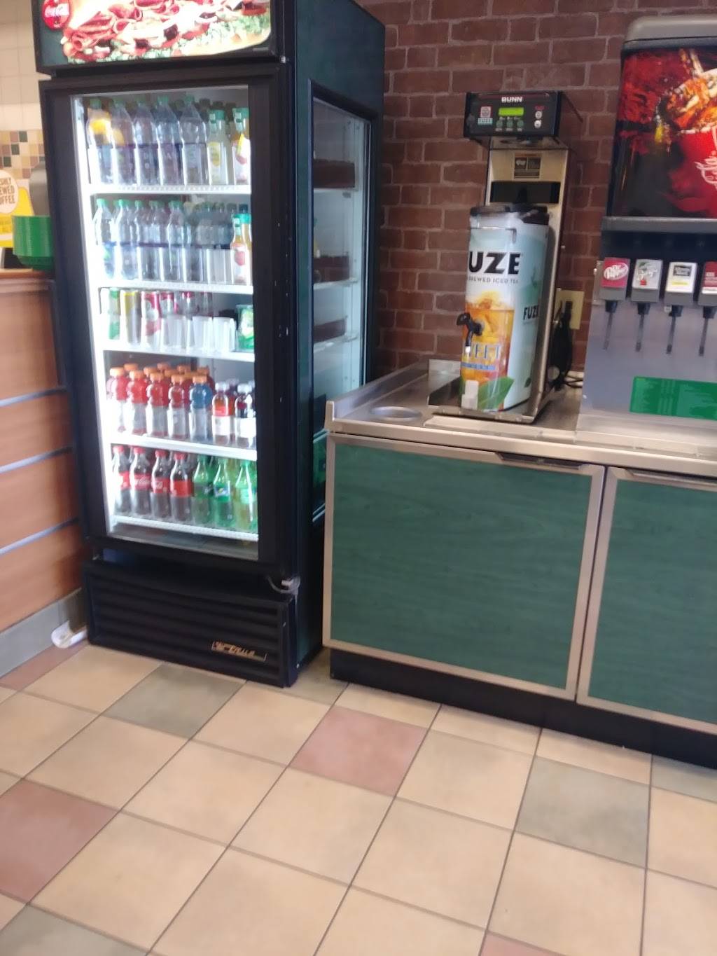 Subway | restaurant | 8420 Katy Fwy, Houston, TX 77024, USA | 7134677722 OR +1 713-467-7722